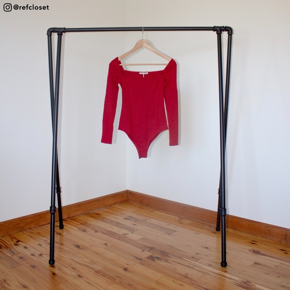 Reformation Gaia Bodysuit (Crimson) - Picture 2 of 3
